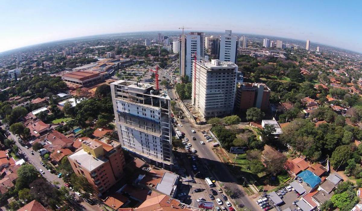 El mercado inmobiliario paraguayo tiene la capacidad de garantizar una gran rentabilidad. Por eso, cada vez más inversores deciden apostar por este mercado. ¿Cómo fue el desempeño del mercado inmobiliario paraguayo en 2020? Enterate todo eso y más. ¡Seguí leyendo! 